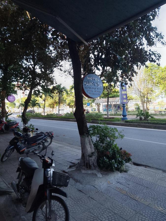 Nha Nghi Hang Nga ドンホイ エクステリア 写真