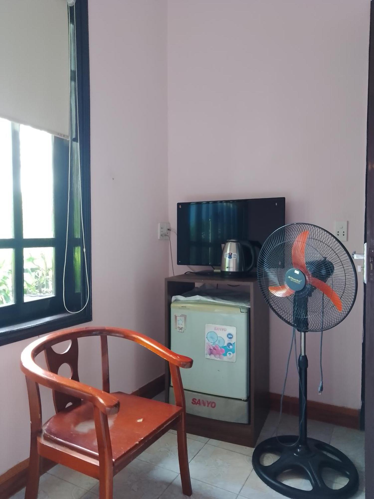 Nha Nghi Hang Nga ドンホイ エクステリア 写真